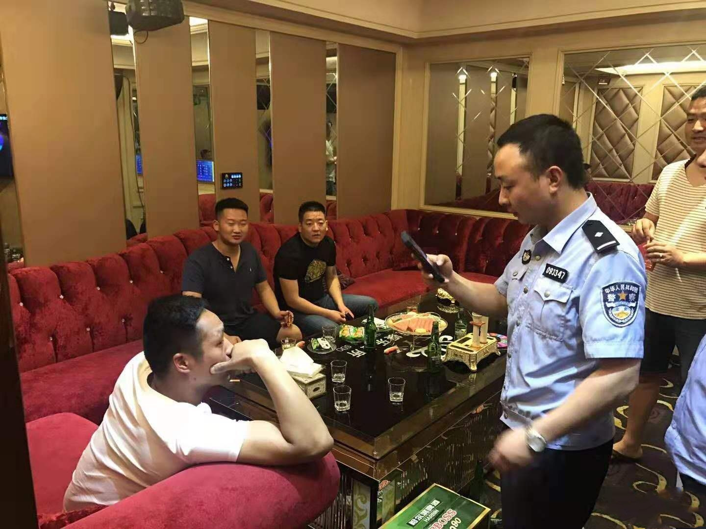 151546d60y5gtwywccwrw4_副本.jpg