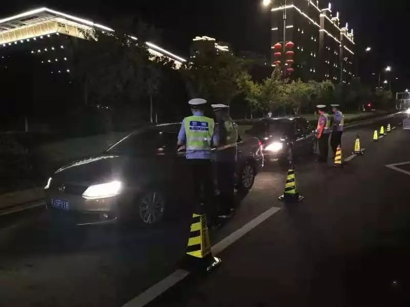 151547q2rxr7wttn6sdnr6_副本.jpg