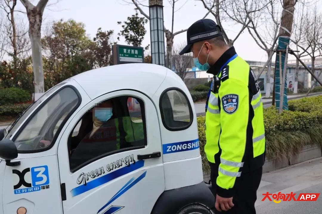 142903oeib3s988z5sdyye.jpg