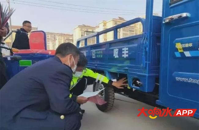 下载.jpg