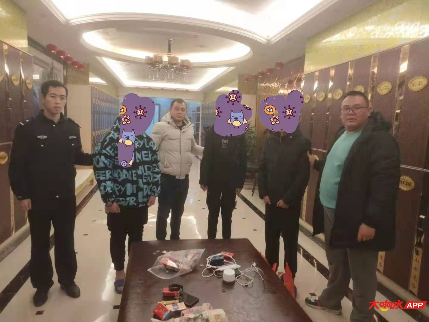 14124852dzkx.jpg
