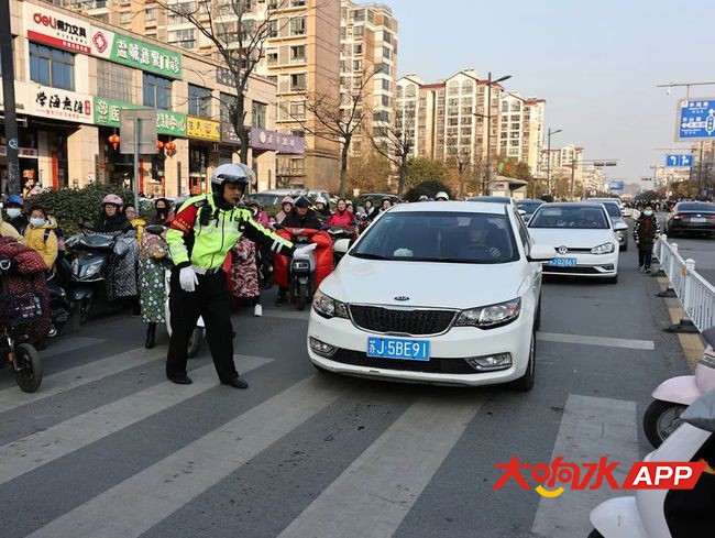 ?url=http%3A%2F%2Fdingyue.ws.126.net%2F2021%2F0222%2F6d857717j00qox6n40047d200qh00jwg008p006j.jpg