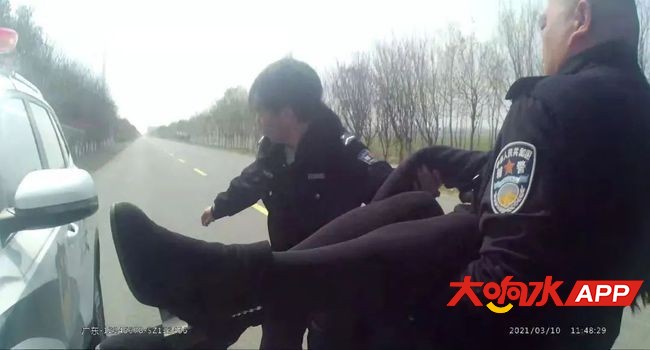 ?url=http%3A%2F%2Fdingyue.ws.126.net%2F2021%2F0315%2F5f6d71d6j00qpz61m001fd200u000g4g00ij009y.jpg