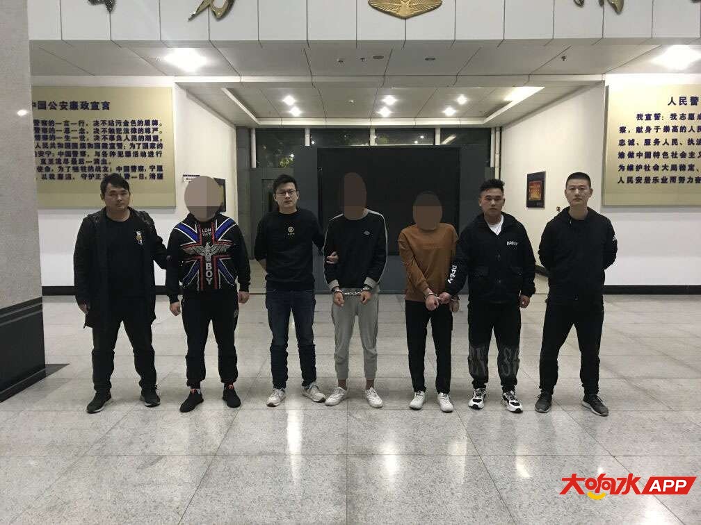 085903a2k3eao95ainkmez.jpg