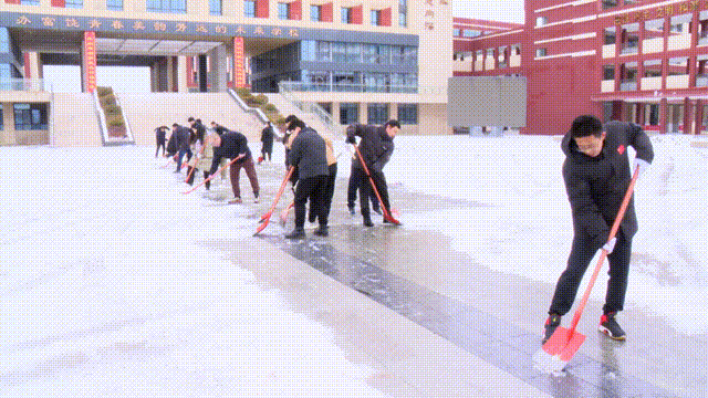 6df61262ee0823369c8ff76b7c9e99a2.gif