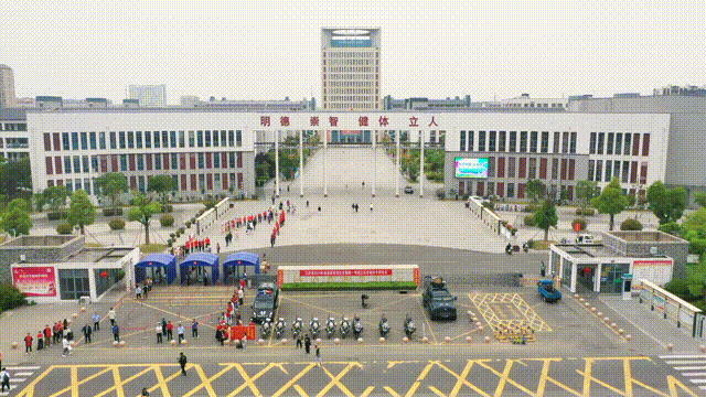 9e1bf57a2d2d03213189a015afa43e5b.gif